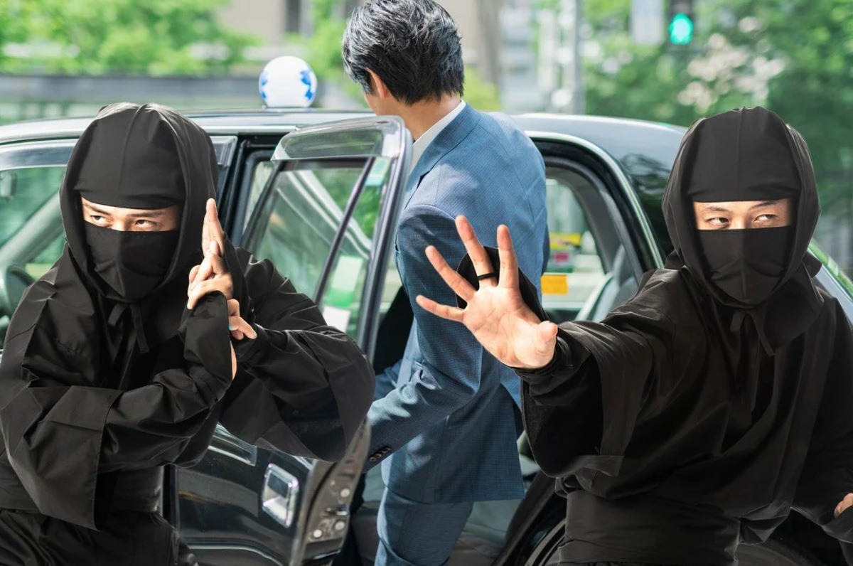 Taxi Nhật Bản - Khi dịch vụ trở thành trải nghiệm văn hóa độc đáo