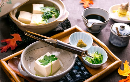 Yudofu - Món đậu phụ nóng ấm lòng đậm chất Nhật Bản