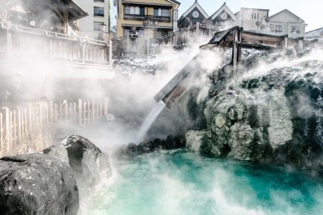 Suối nước nóng Kusatsu
